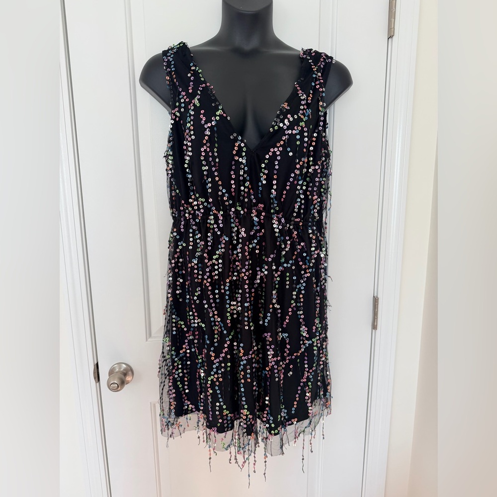 Like New Sequin Fringe Black Party Dress